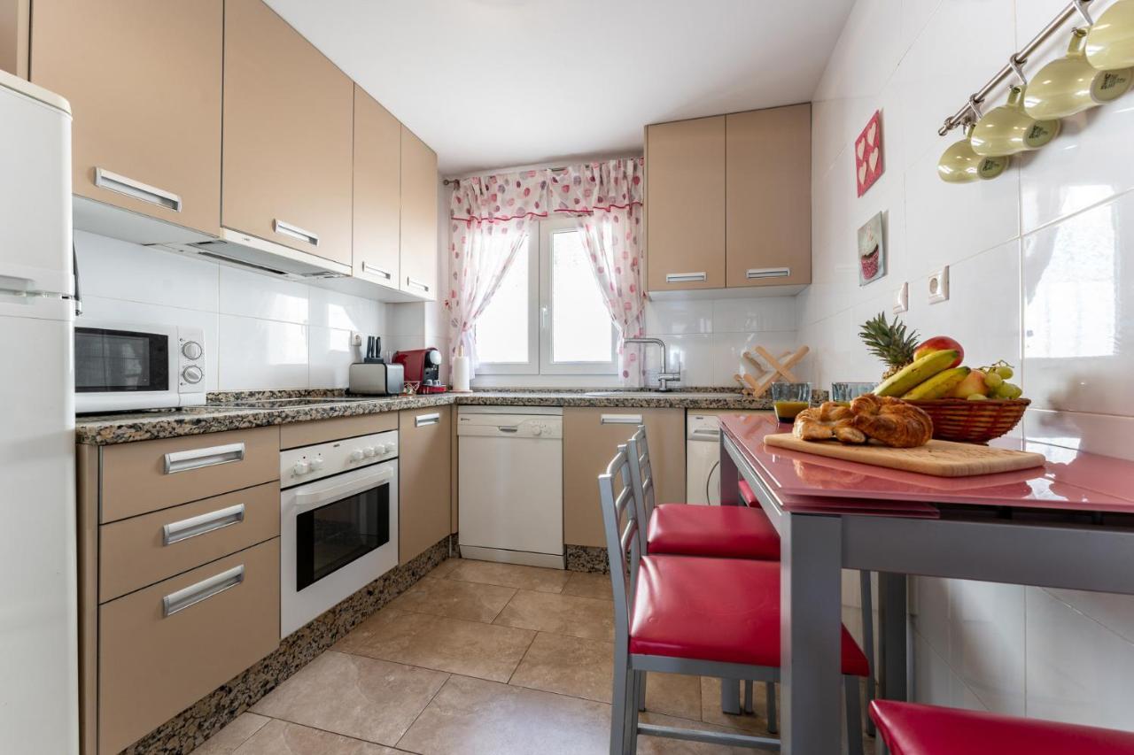 Spectacular Sea Views Parking And Pool Apartamento Benalmádena